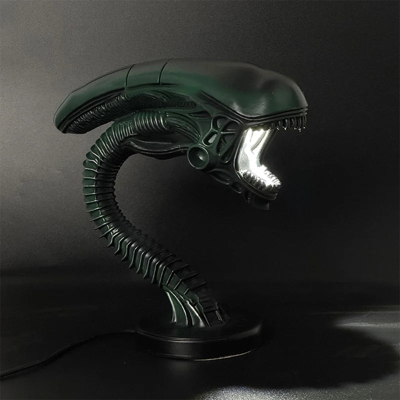 Unique Alien Creature Lamp Stand, Bedroom Home Decorative Lamps, Resin Decoration Items and Ornaments, Two Styles Optional,1Pc